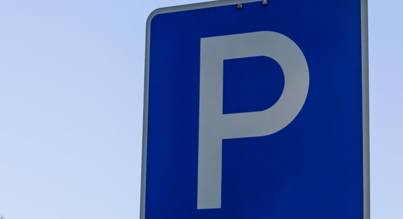 Közleményt adott ki a Magyar Autóklub a budapesti parkolásról