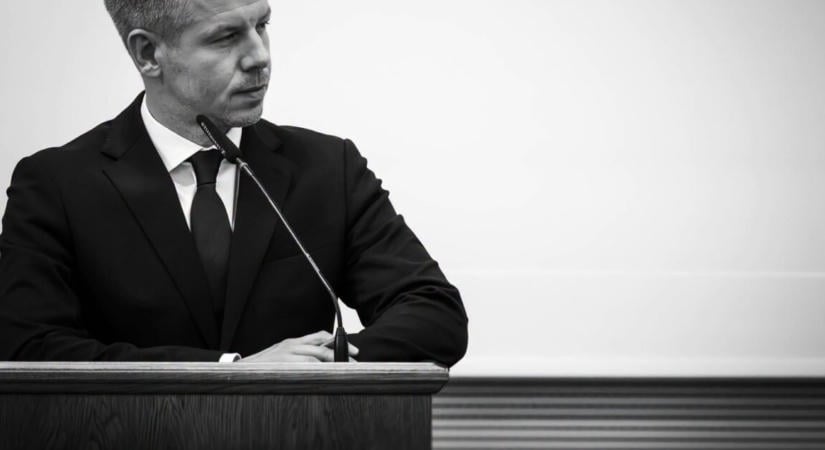 Bejelentést tett Magyar Péter az uniós forrásokról Brüsszelből