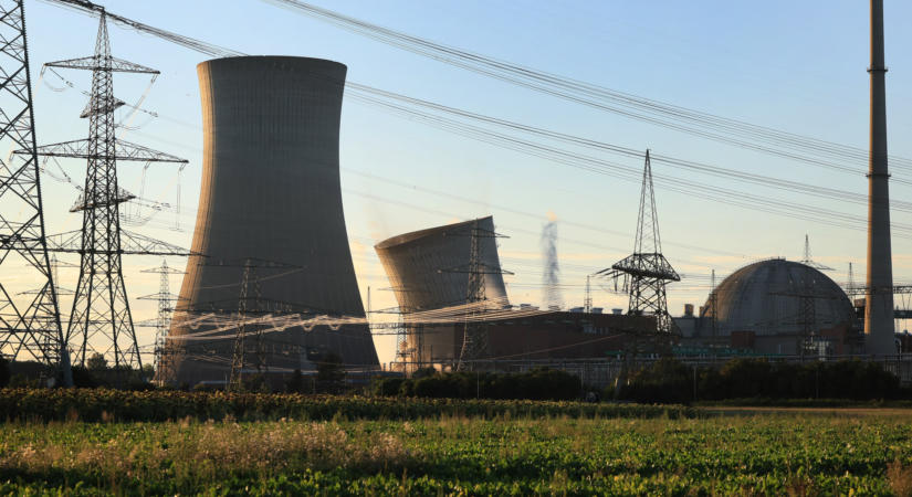 Megsarcolja az energiacégeket Varsó