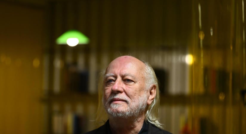Krasznahorkai László jelenlétében avatták fel a Nobel-díjas író nevét viselő olvasótermet az ELTE-n