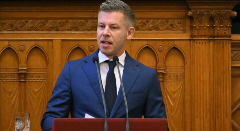 Kihallgatta az ügyészség Magyar Pétert