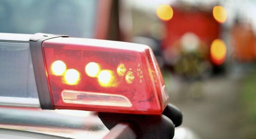 Befejeződött a baleset szenvedett kombájn mentése, megszűnt a zalai főúton a zárás