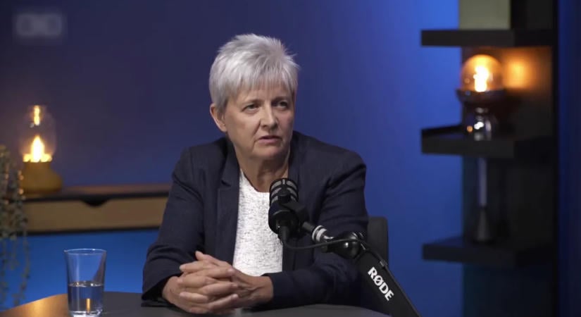„Állj ki te is a tanárod mellett!” – Petíciót indított a KDNP Lannert Judit leváltásáért