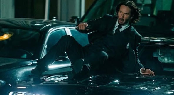 Keanu Reeves tényleg őrült módon vezette a Plymouthot a John Wick 4-ben