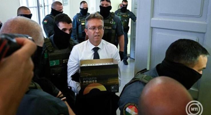 Három hónappal meghosszabbítaná az ügyészség Hankó Balázs letartóztatását
