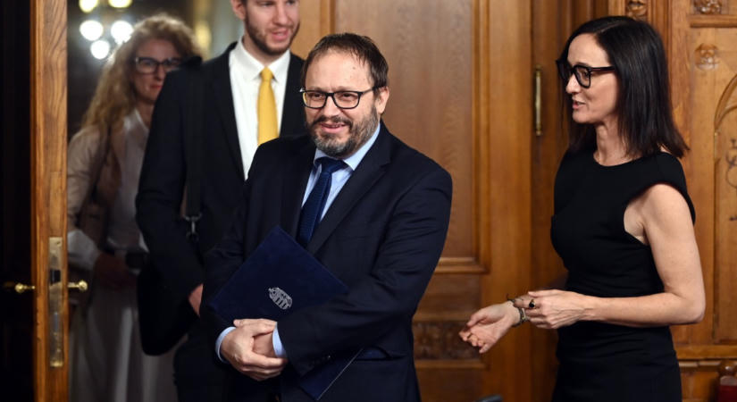 Fontos adóváltozásokról döntött a parlament