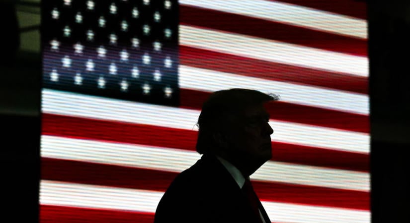 Büntetővámokat töröl Trump, hogy segítse egy republikánus szenátor újraválasztását