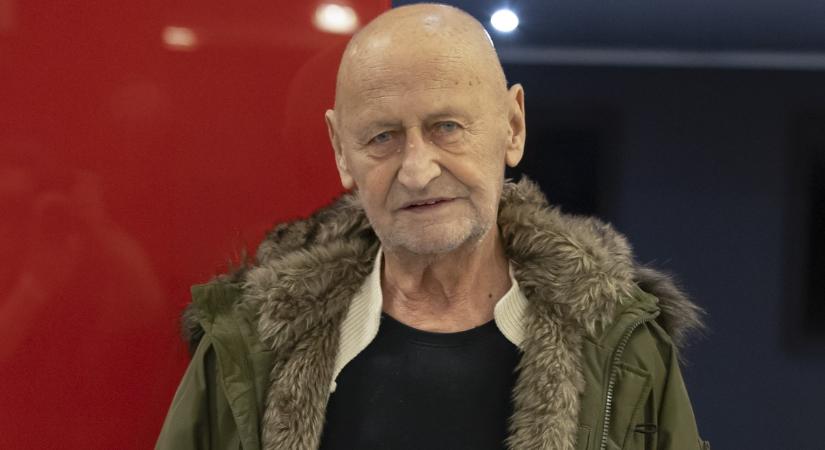 Kiújult Reviczky Gábor rákja, döbbenetes tanácsot kapott az orvosától: „Ne tegyem le a cigit, mert meghalok”