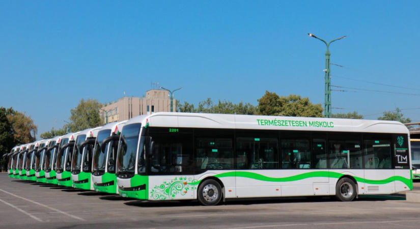 Újabb két elektromos buszt kap Miskolc