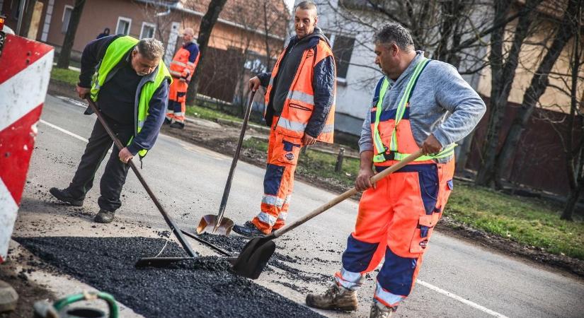Kimondatott: kátyúmentes várost akarnak Kunhegyesen