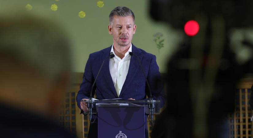 Magyar Péter ígérete: azonos nemű párok is örökbe fogadhatnak majd