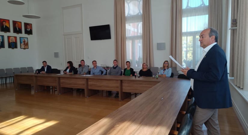 Több mint 400 érzékelő segít spórolni Szekszárdon