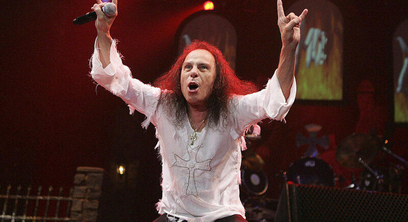 Egy olasz nagymamától a metal jelképéig: Ronnie James Dio és az ördögvilla története