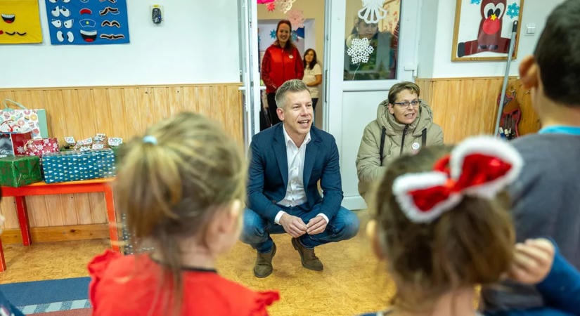 Lebontott védvonalak: a gyermekvédelmi törvény módosítása után szabad az út a legkisebbekhez