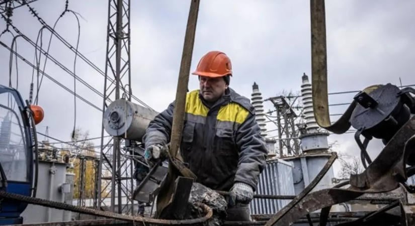 Oroszország egy hónap alatt bénítaná meg három ukrán nagyváros közműellátását