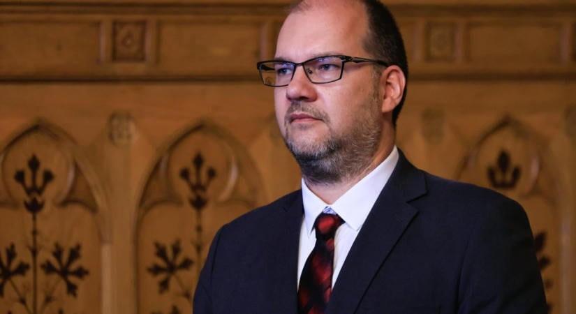 Kiderült, ki lehet a Médiatanács következő elnöke. Holnap szavazhatja meg a parlament