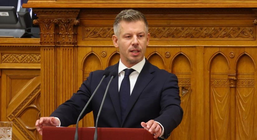 Két korrupt politikust átadnak a nyomozóknak? Magyar Péter elárulta, hogy folytatódik a mentelmi-ügy