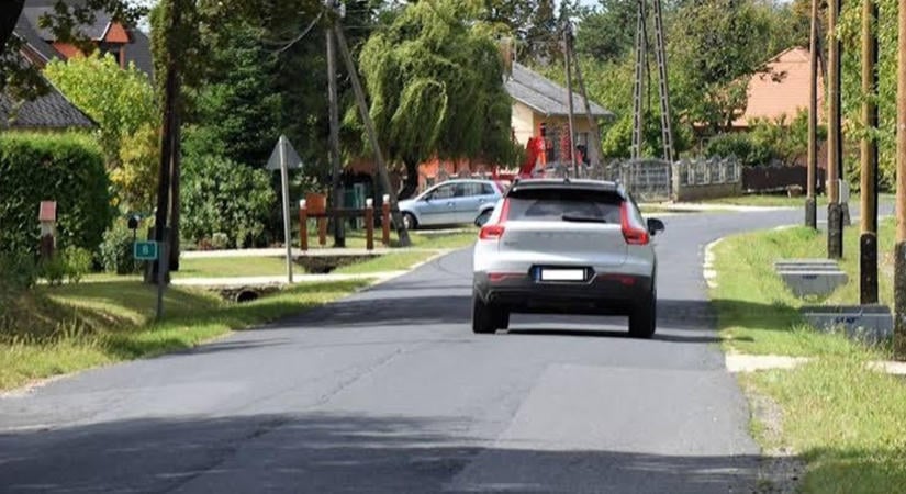 Újra gyanús alakok tűntek fel a zalai faluban, most éjszaka jártak házról házra