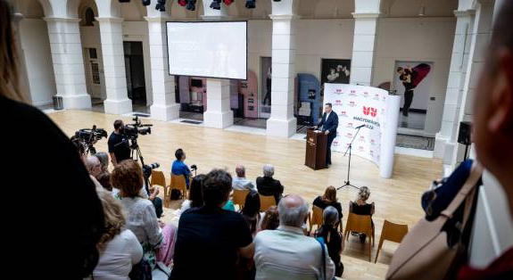Fecskehajtás, közösségépítés és újrakezdés a Budai Vigadónál