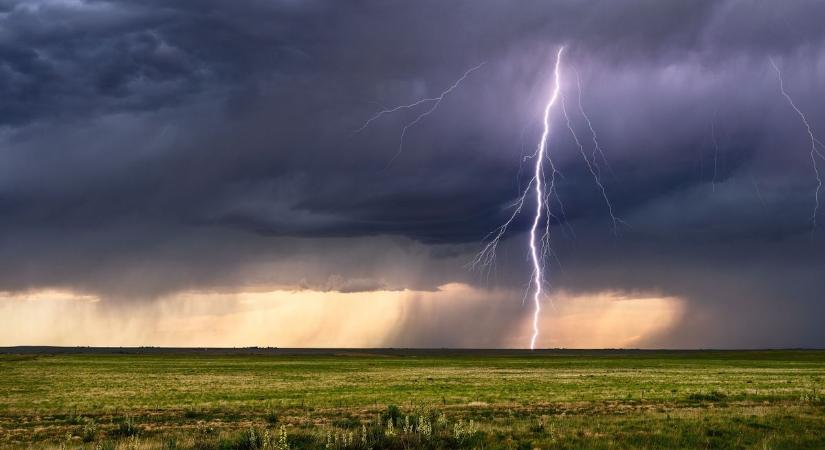 Csütörtökön Hajdú-Bihar fölött is begorombulhat az ég – Ezt jósolják a meteorológusok!
