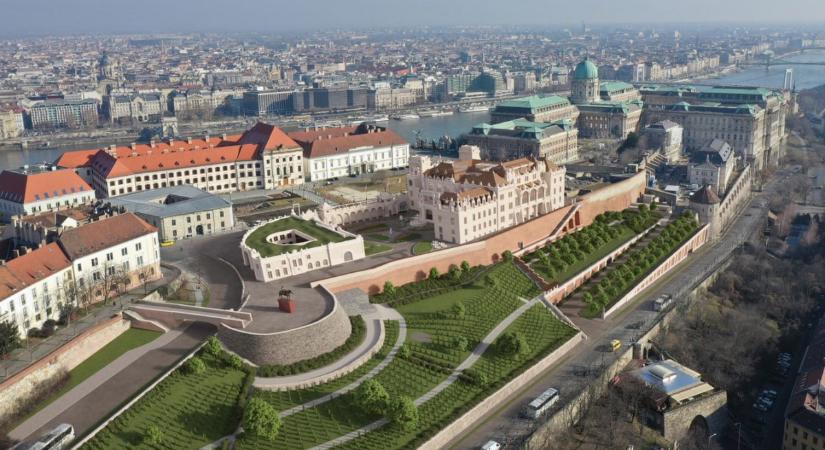Új vezetője van a Várkapitányságnak és a Steindl Imre Programirodának