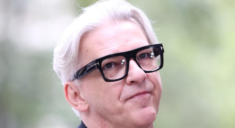 „Pofátlan hazugság” – Alföldi Róbert reagált arra, hogy Vidnyánszky Attila szerint „körbevizelték Magyarországot” a Nemzeti Színházban