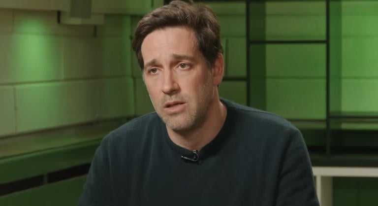 Balásy Gyula kiszállt a Lounge Communicationből, a cég új nevet kap