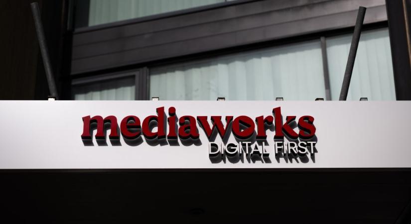 112 millió forint megfizetésére kötelezték a Mediaworksöt a meleg házaspár lejáratása miatt