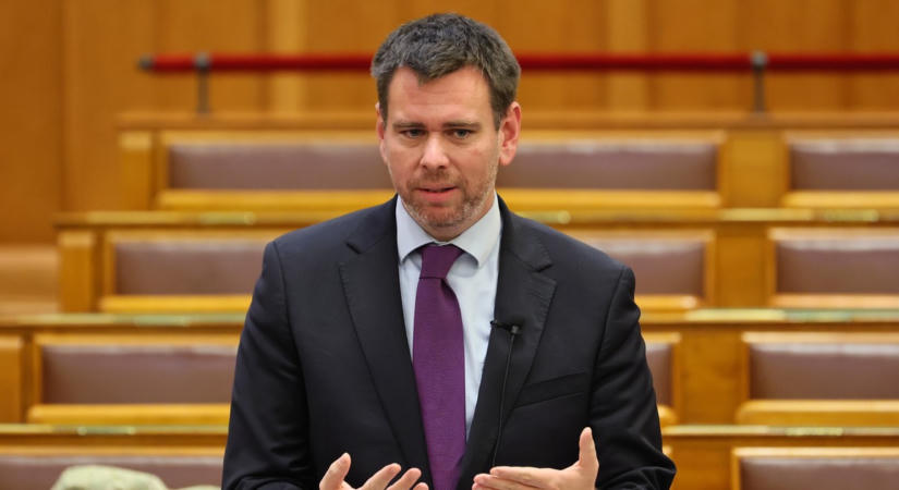 Vitézy Dávid: Eredménytelen az M86–M87-es út tendere Mészáros Lőrincék túlárazása miatt