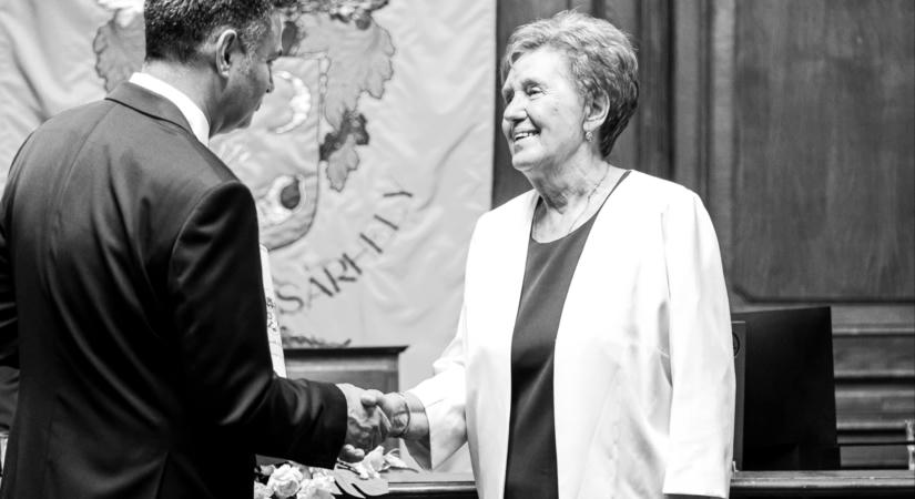 Elhunyt Hegedűs Pálné, a Kertvárosi Általános Iskola egykori igazgatója