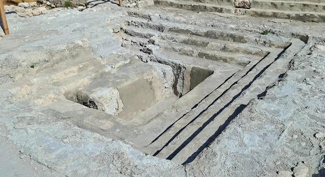 Rituális fürdőket tártak fel a jeruzsálemi Templom-hegynél