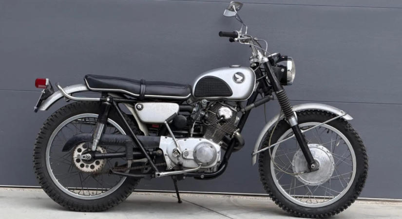Ez a Honda nemcsak veterán ritkaság, Elvis Presley vezette