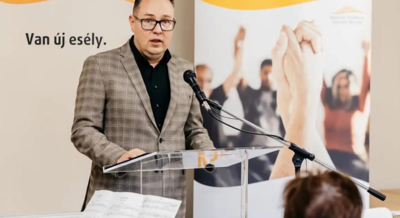 Saját cégeivel üzletel a debreceni központú baptista misszió elnöke, óriási profit körvonalazódik
