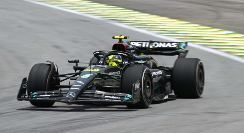 A volt F1-es versenyző szerint nehéz helyzetben van a Mercedes