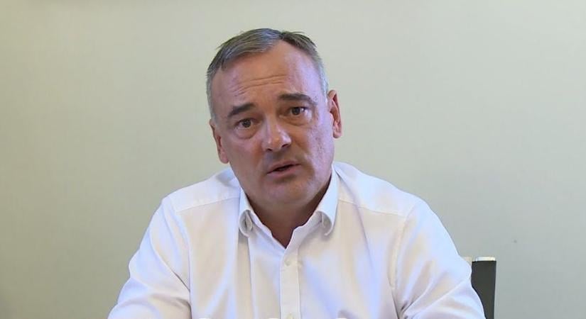 Dráma a pályán: Borkai Zsolt sztrókközeli állapotba került játék közben, mentő vitte kórházba