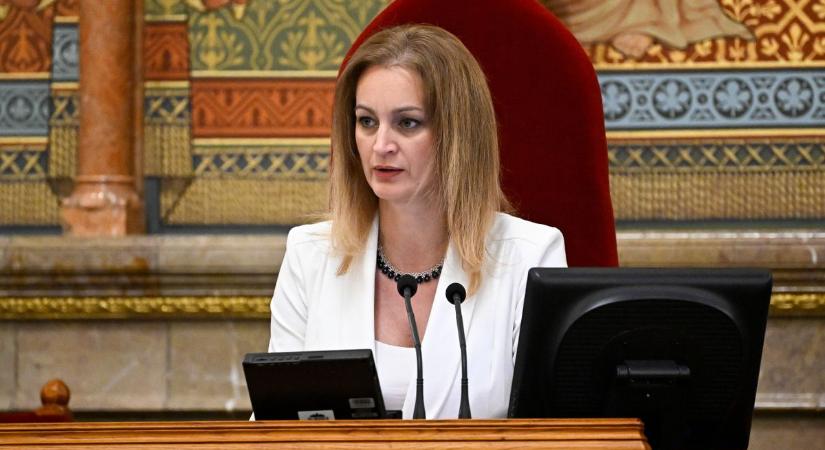 Őszintén bízom benne, hogy Forsthoffer házelnök nem a Lex Bohárt készíti elő