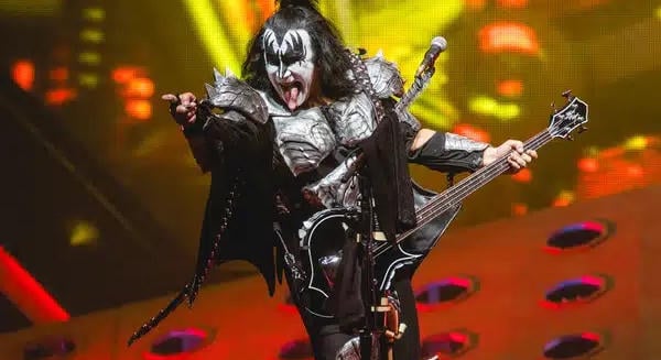 Gene Simmons: "Warren Buffett, Elon Musk és Jeff Besos a leglenyűgözőbb emberek"