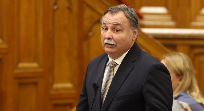 Marad a készpénzes palackvisszaváltás: Gajdos László elutasította a MOHU javaslatát
