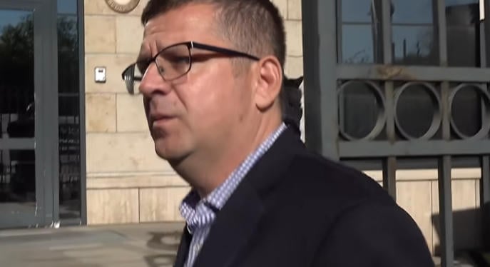 Seszták Miklós vádalkut sejt az őrizetbe vétele mögött