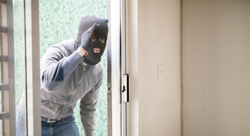 Símaszkos férfi a balatoni apartmanban: Rémálommá vált a nyaralás