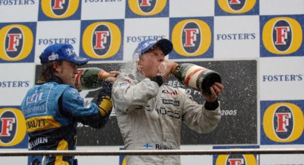 Retro – Raikkönen behúzta, a csapattársa eldobta