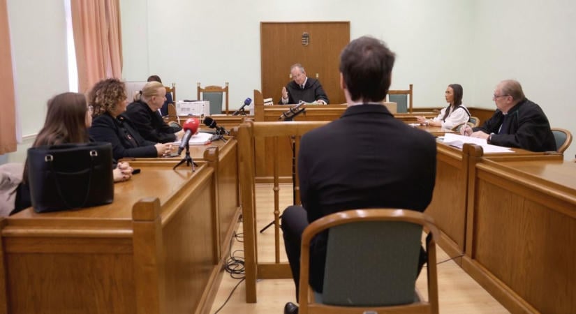 „Valahogy nem volt bennem, hogy kés van a kezemben” – nem tudta a halálos kisavasi késelés elkövetője, mit tesz