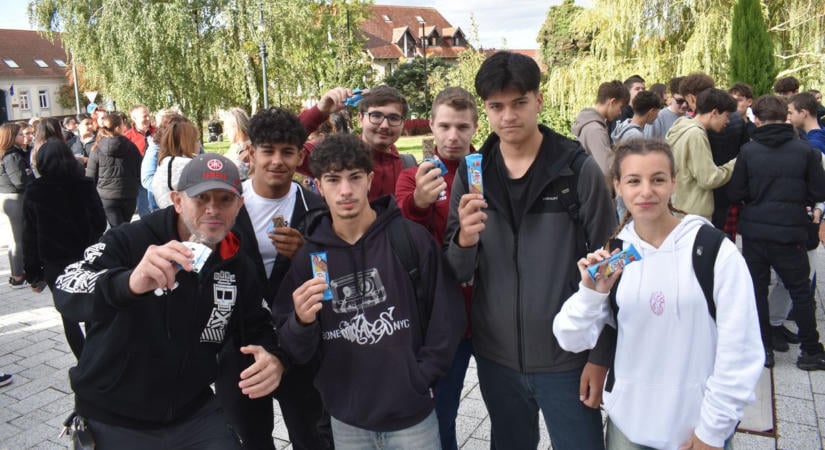 Több százan reggeliztek egyszerre a zalai városban – megdőlt az országos rekord (galéria, videó)