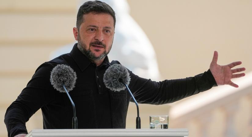 Zelenszkij: A védelmi miniszter felmentésének oka a tárca és a hadsereg vezetése közötti kommunikáció hiánya