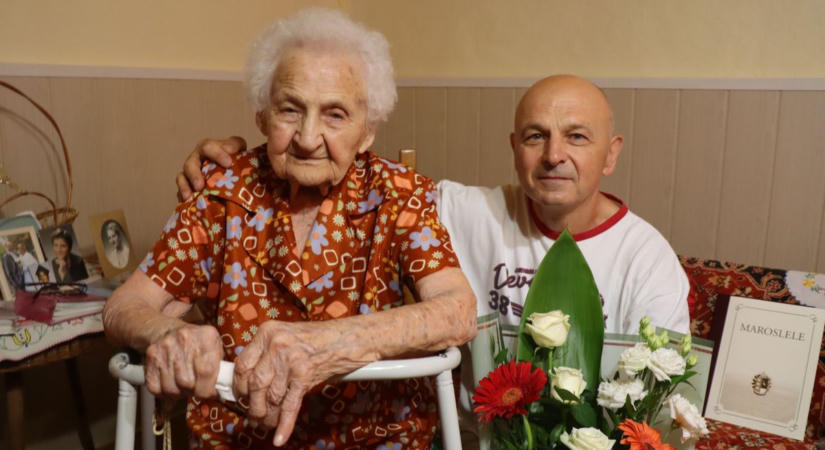 A falu legszebb lánya volt, most 100 éves lett: Erzsike néni elárulta a hosszú élet titkát  fotók