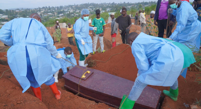 Eddig legalább 3 ezer ember halálát okozta az Ebola-járvány