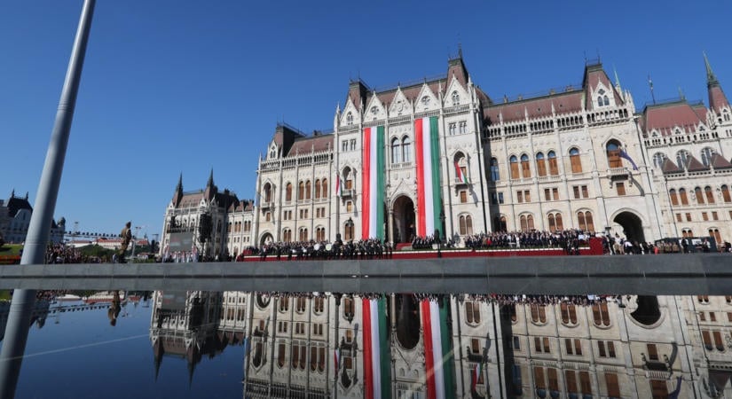 Azonnali friss hír a Rendőrségtől. A Parlament épületének környékéről van szó