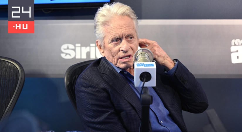 Michael Douglas dühösen reagált, amikor szexfüggőségről kérdezték egy interjúban