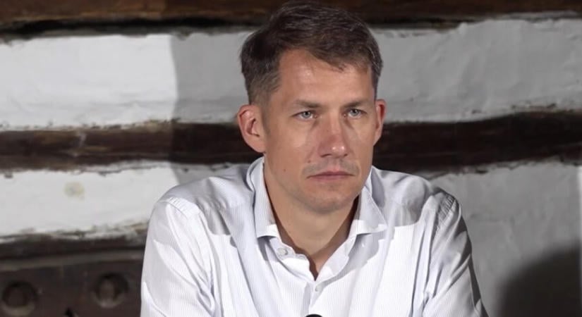 Pásztor Bálint az egyetemisták ellen