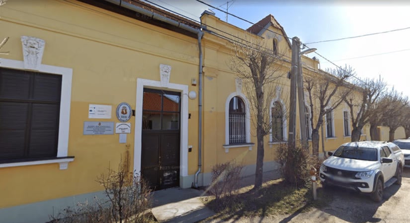 Méltatlan körülmények vannak a kecskeméti Autizmus Centrumban, reagált az AOSZ